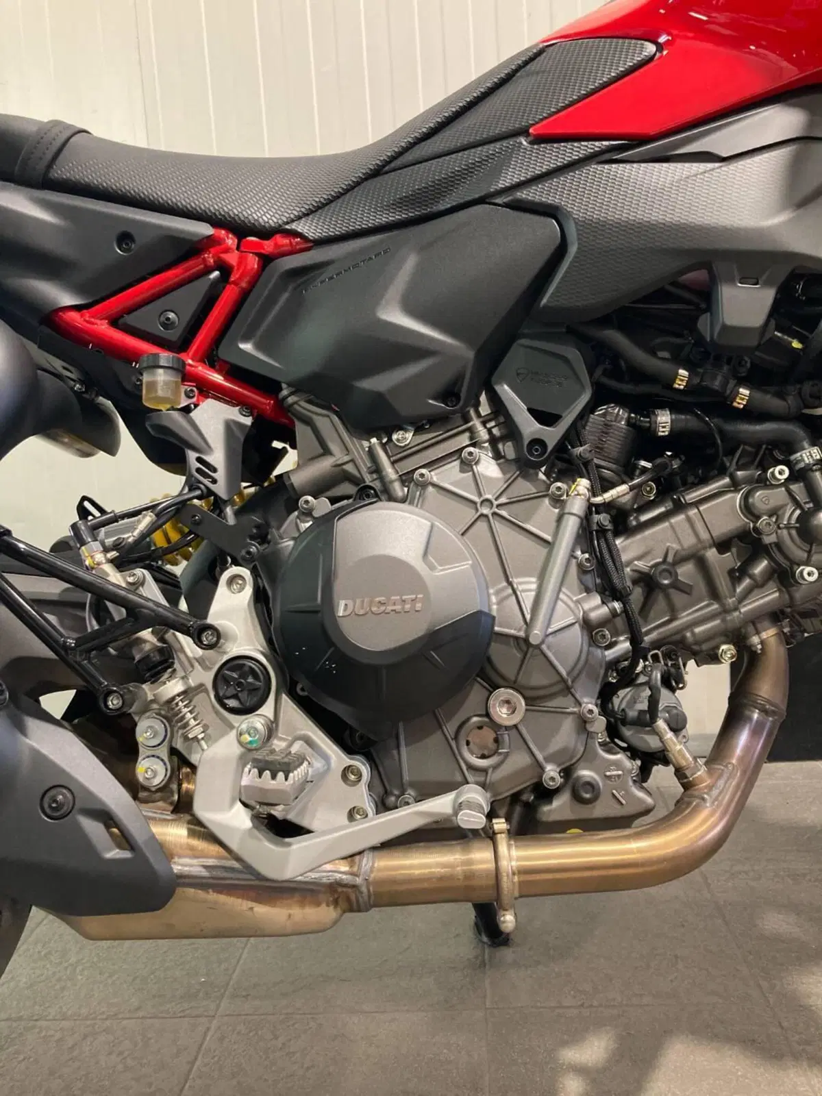 Ducati Hypermotard V2 (2026) (3)