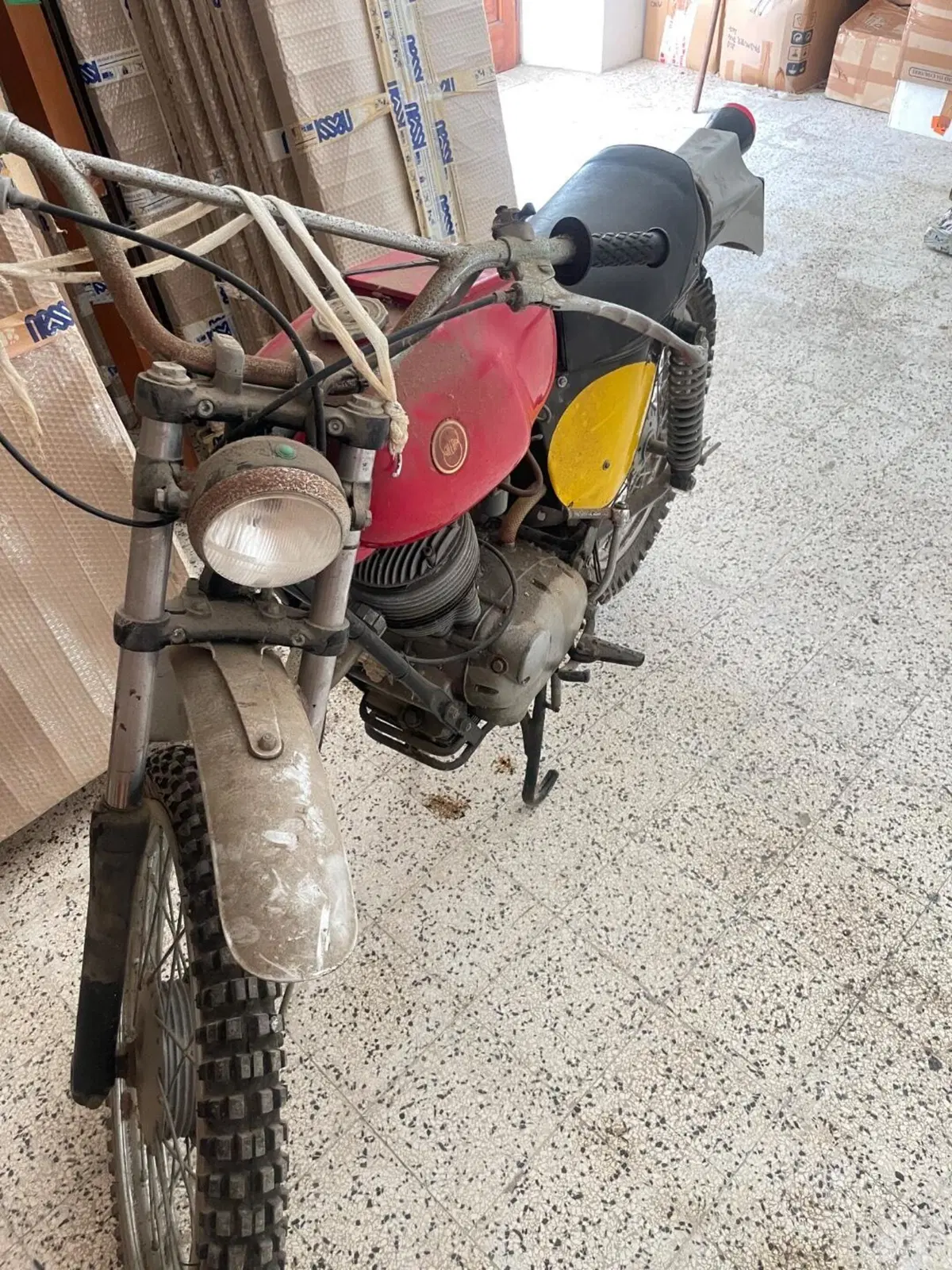 Gilera 124 5v (3)