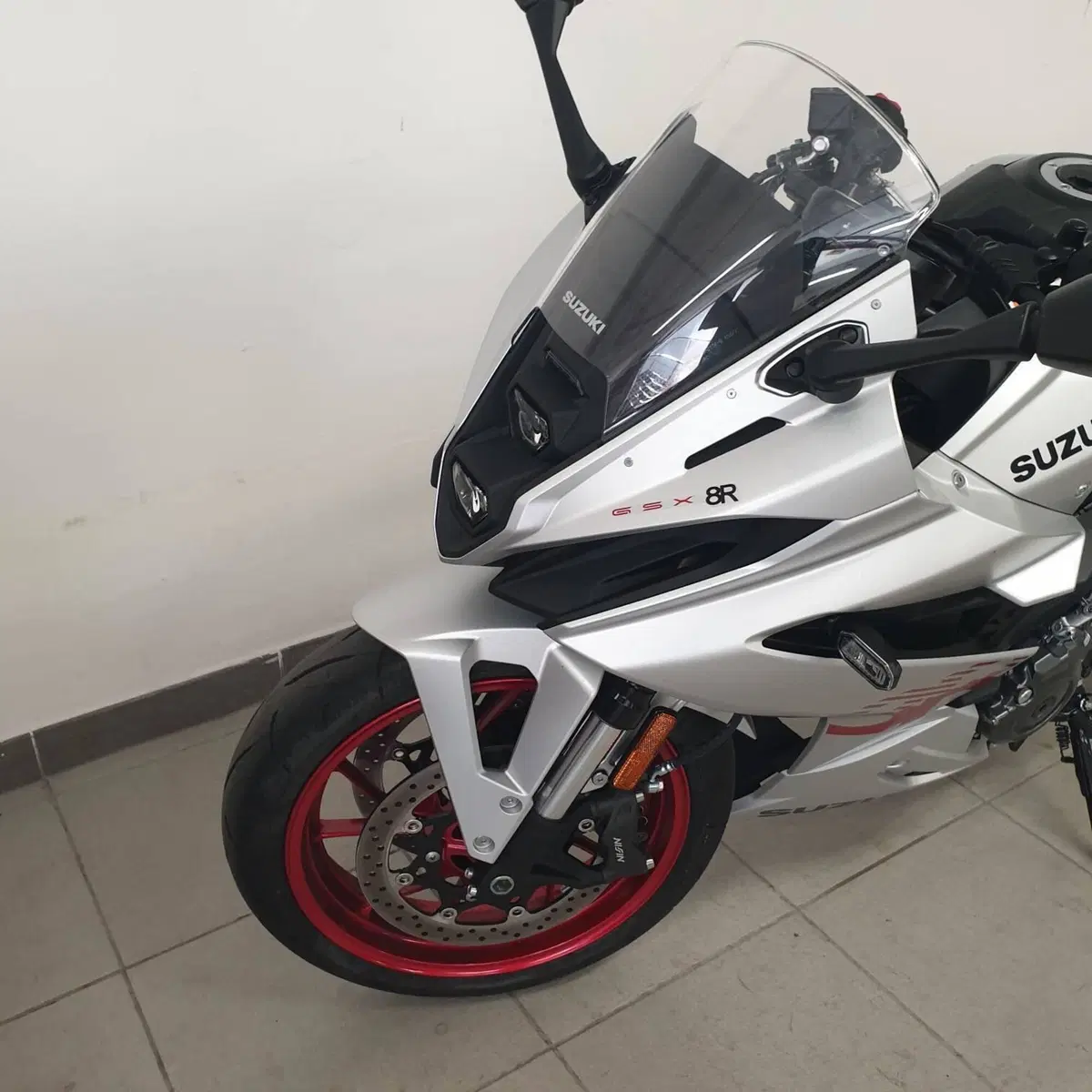 Suzuki GSX-8R (2024 - 26) (4)