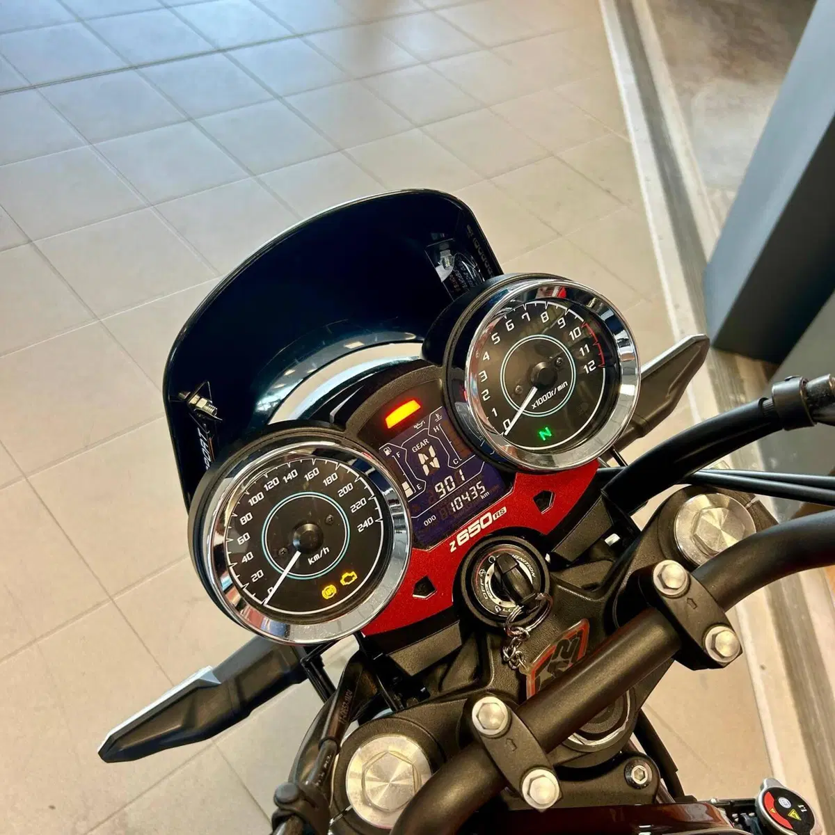 Kawasaki Z 650 RS (2022 - 24) (3)