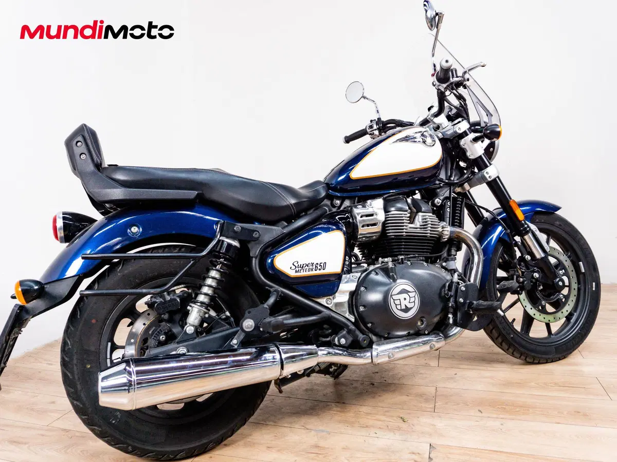Royal Enfield Super Meteor 650 (2023 - 26) (3)