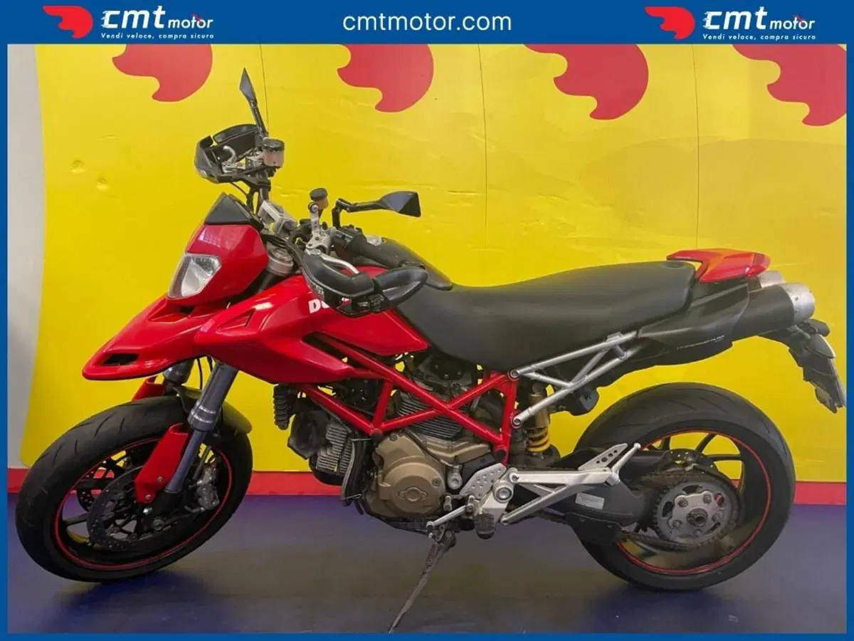 Ducati Hypermotard 1100 (2007 - 09) (3)
