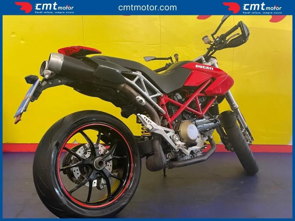 Ducati Hypermotard 1100 (2007 - 09) (4)
