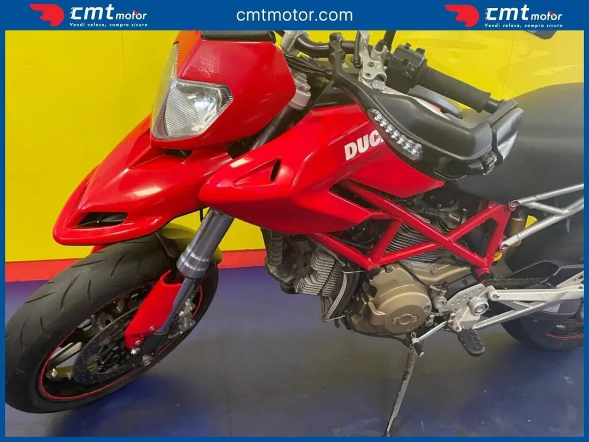 Ducati Hypermotard 1100 (2007 - 09) (7)