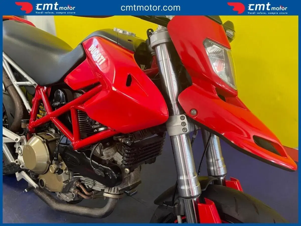 Ducati Hypermotard 1100 (2007 - 09) (8)