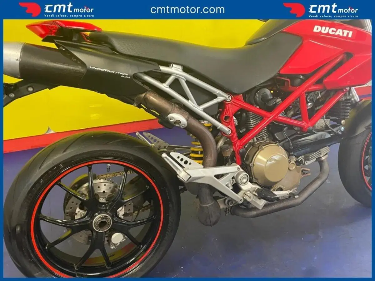 Ducati Hypermotard 1100 (2007 - 09) (9)