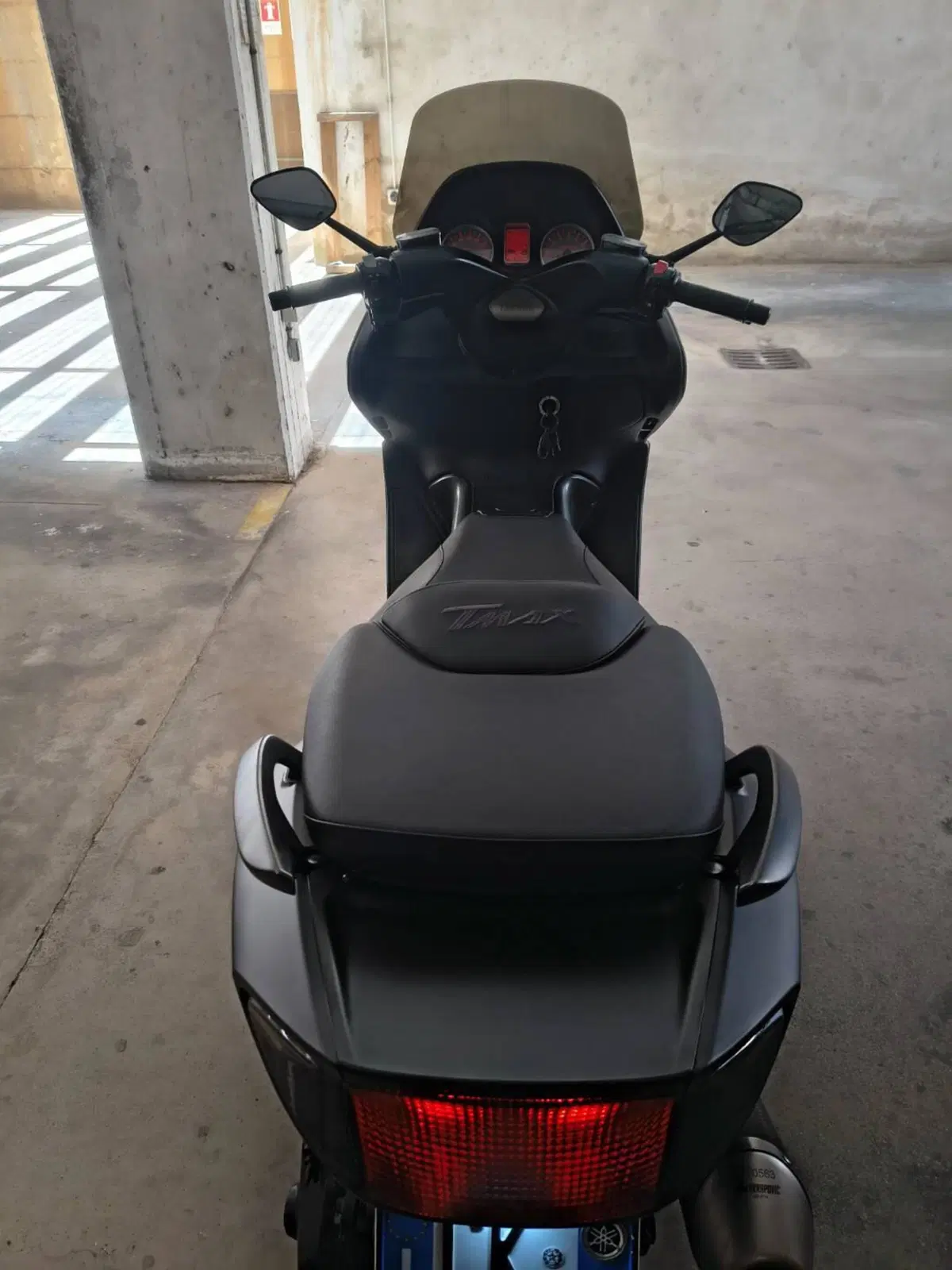 Yamaha T-Max 500 (2004 - 07) (3)