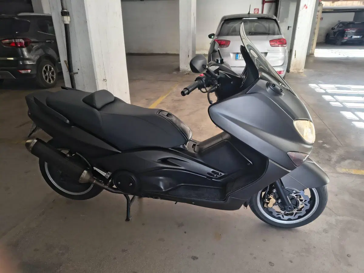 Yamaha T-Max 500 (2004 - 07) (4)
