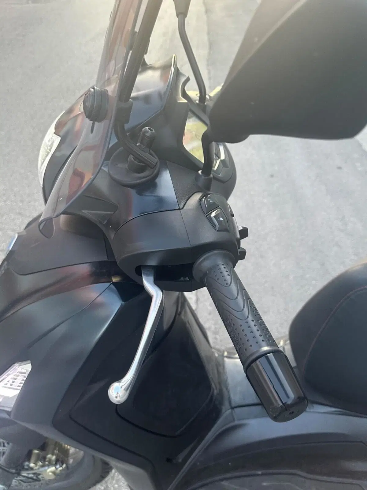 Piaggio Beverly 400 ABS-ASR (2021 - 24) (8)