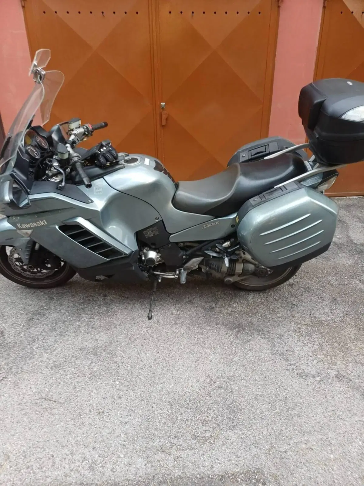 Kawasaki GTR 1400 (2007 - 09)