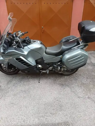 Kawasaki GTR 1400 (2007 - 09) usata