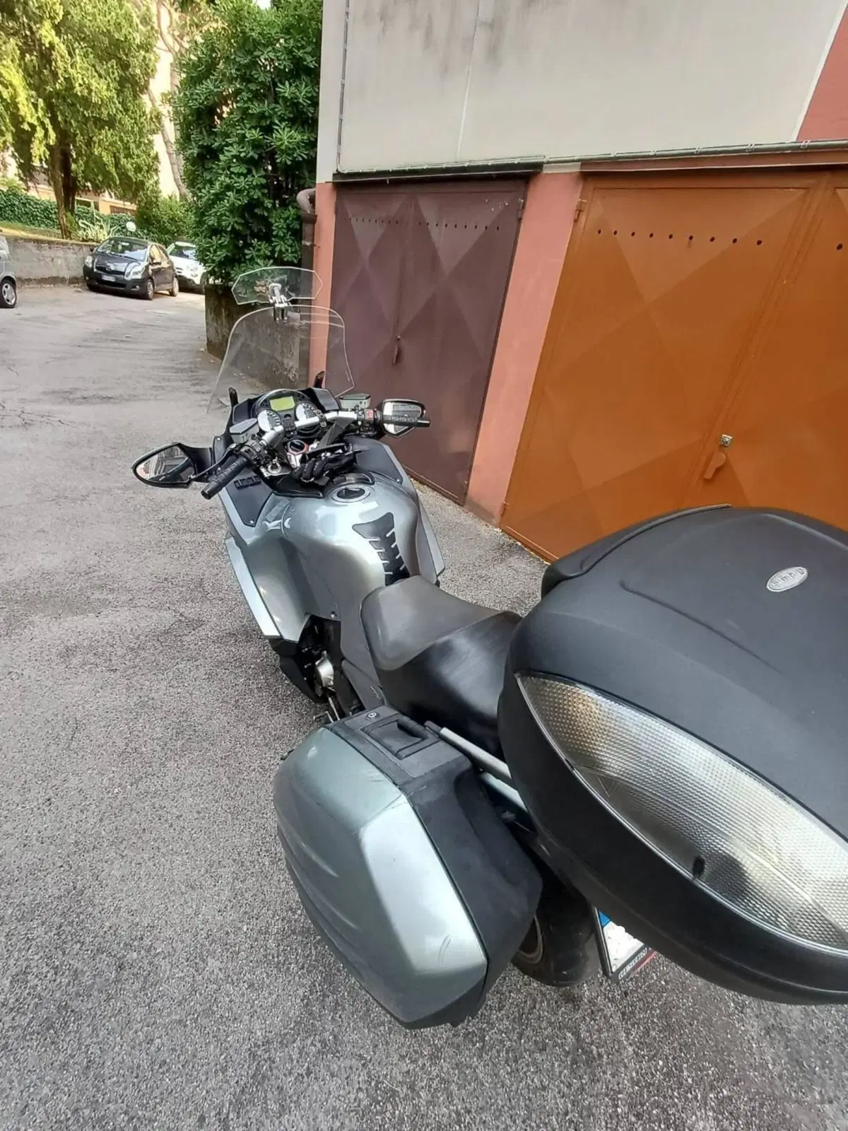 Kawasaki GTR 1400 (2007 - 09) (3)