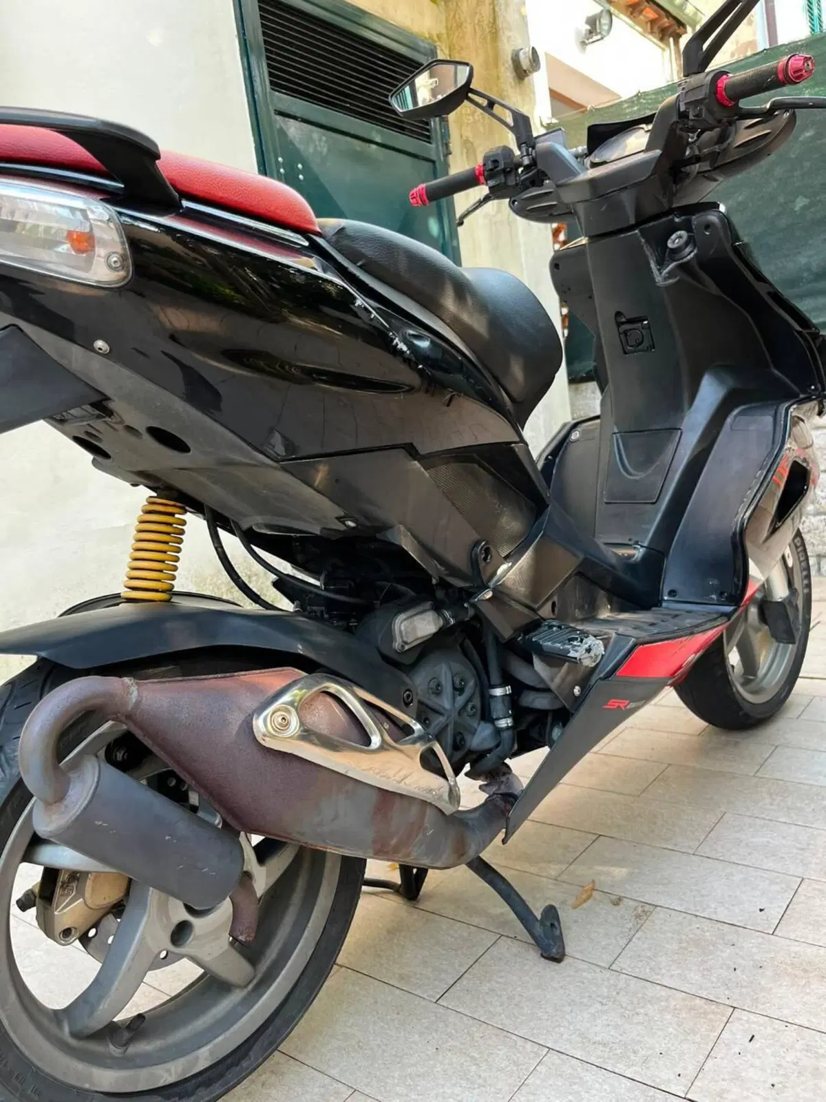 Aprilia SR 50 R (2012 - 17) (4)