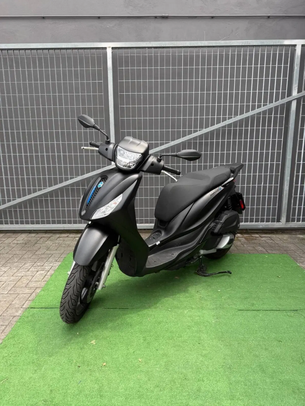 Piaggio Medley 200 S (2025 - 26) (3)
