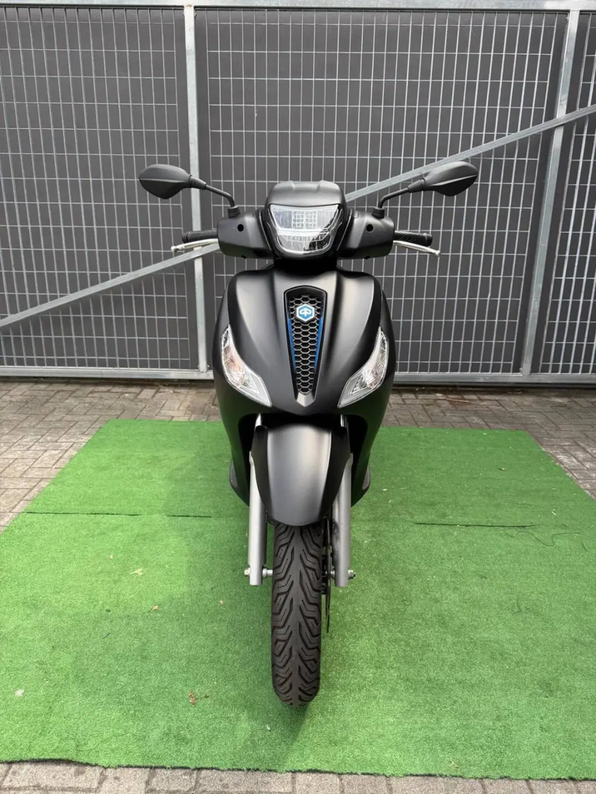 Piaggio Medley 200 S (2025 - 26) (5)