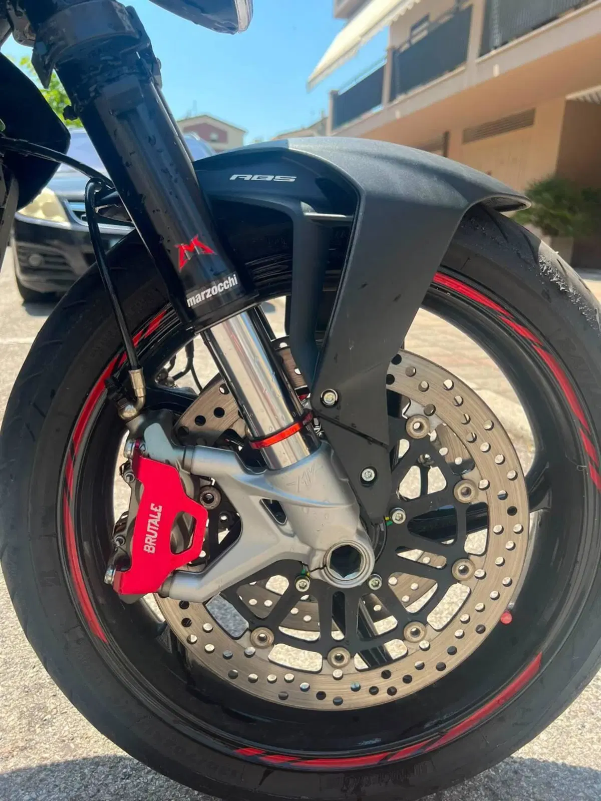 MV Agusta Brutale 800 R (2023 - 25) (5)