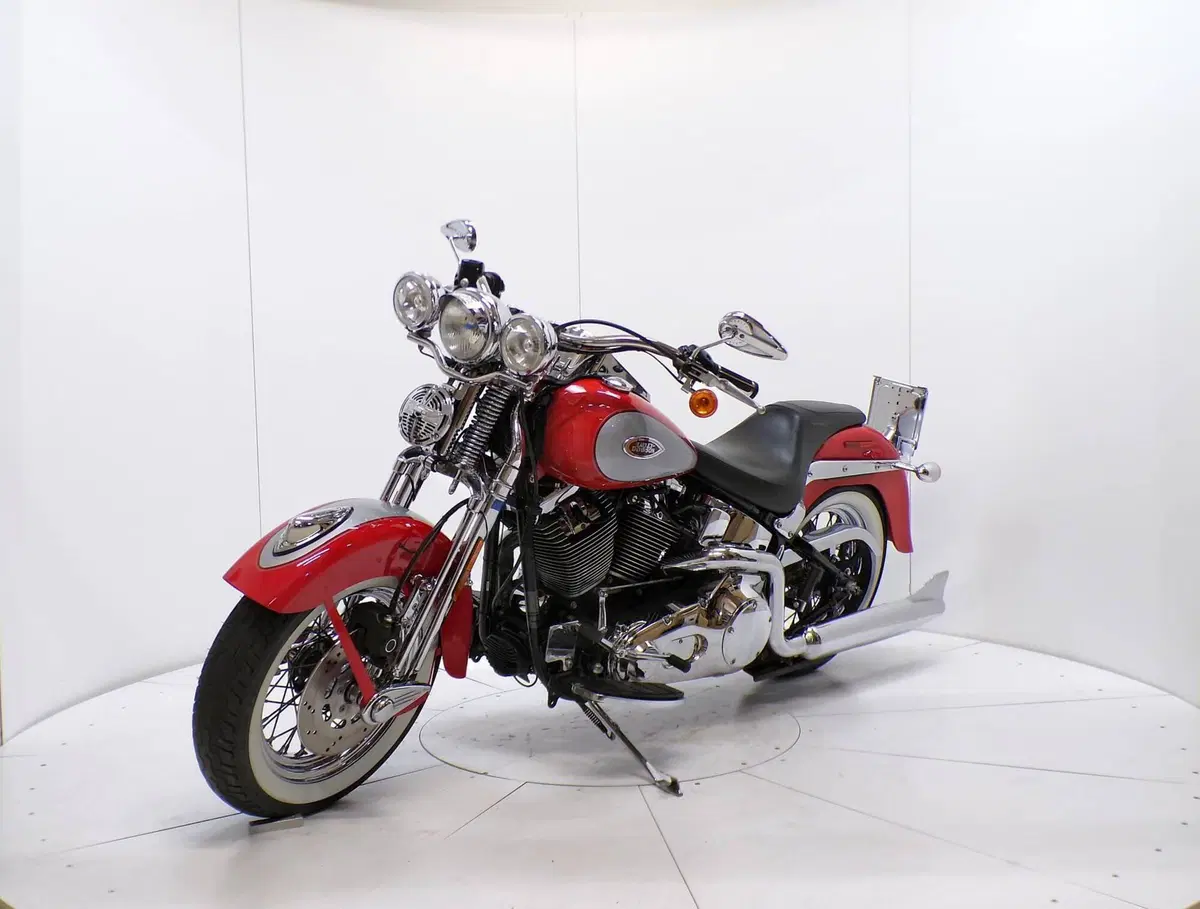 Harley-Davidson 1450 Heritage Springer (2000 - 03) - FLSTS (3)