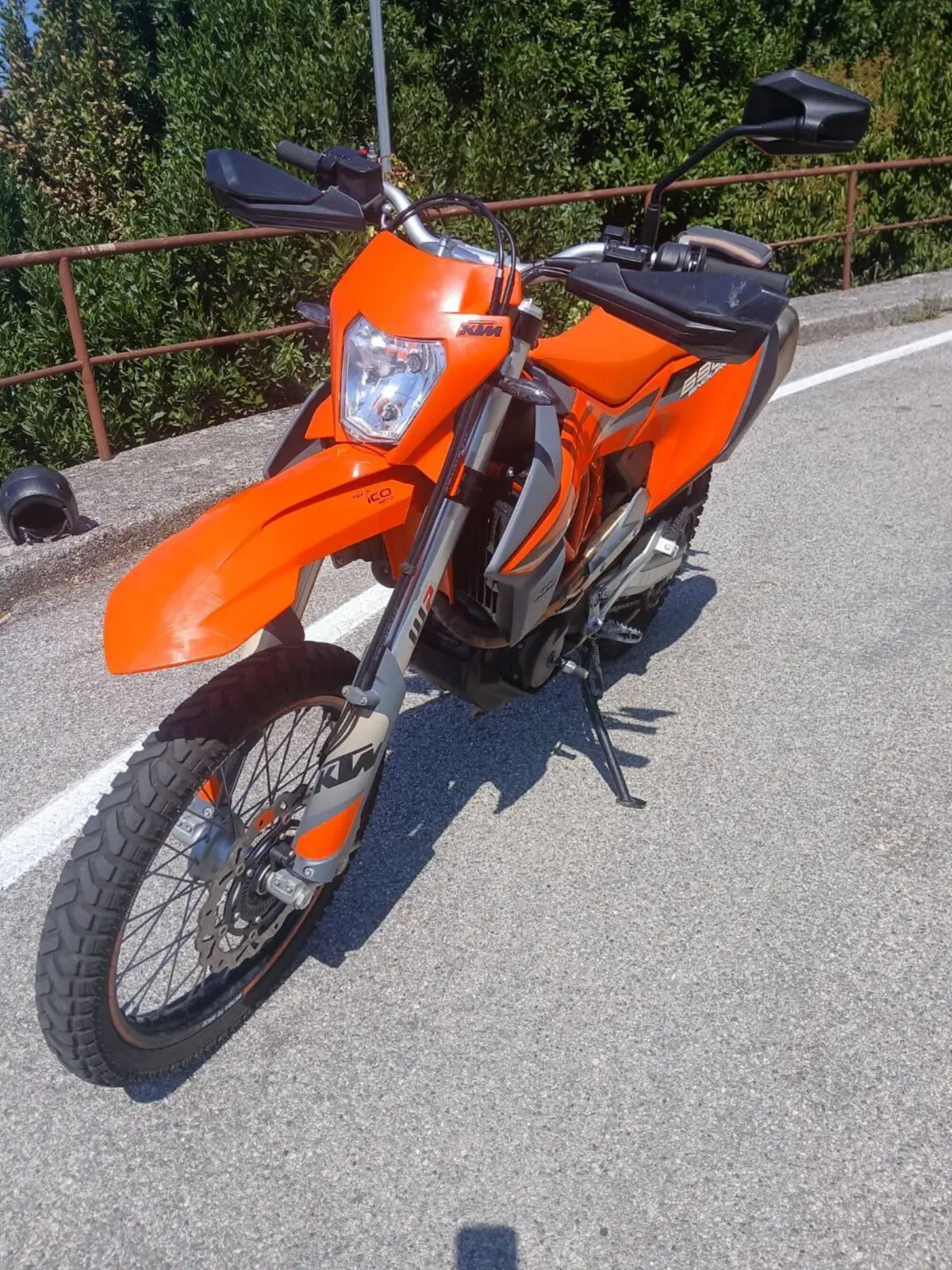 KTM 690 Enduro R (2022 - 25) (6)