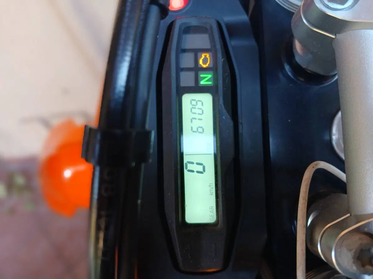 KTM 690 Enduro R (2022 - 25) (8)