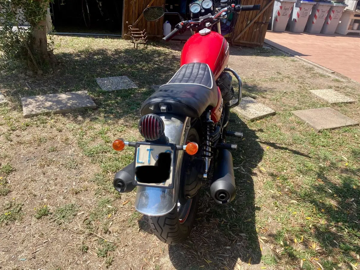 Moto Guzzi V35C (9)