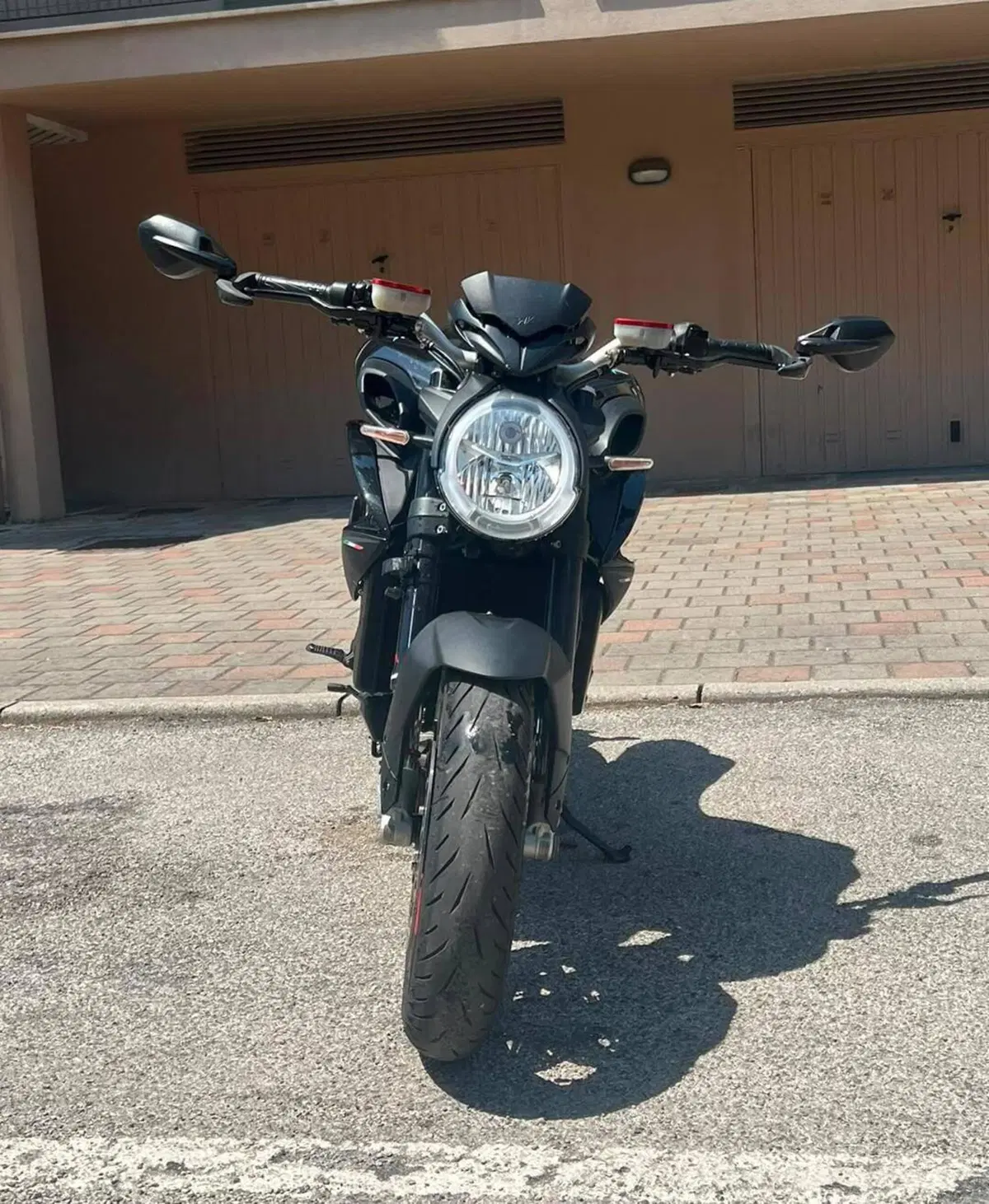 MV Agusta Brutale 800 R (2023 - 25) (6)