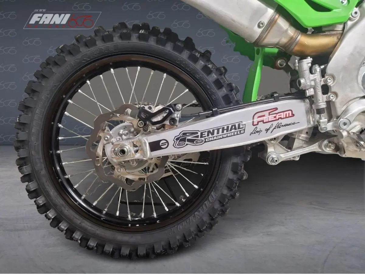 Kawasaki KX250 (2026) (6)