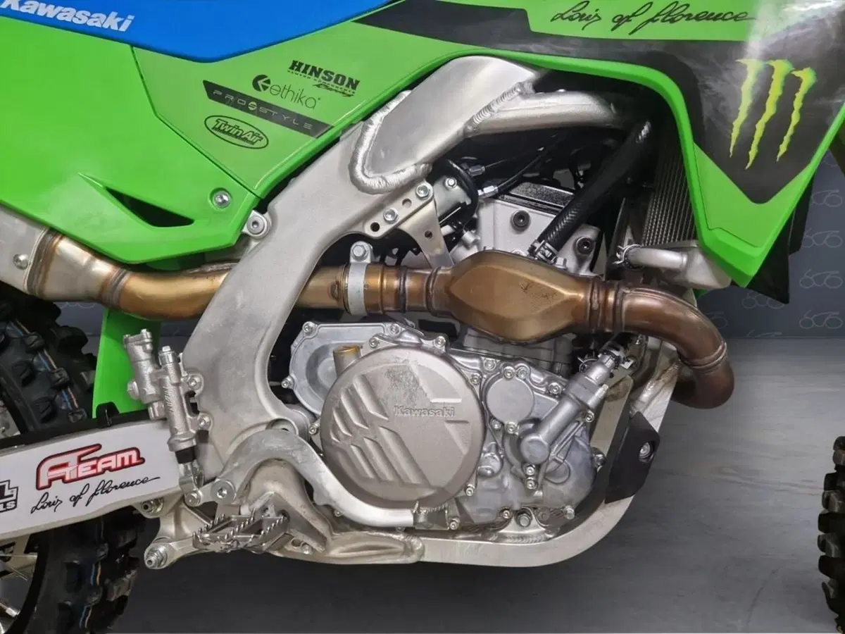 Kawasaki KX250 (2026) (5)