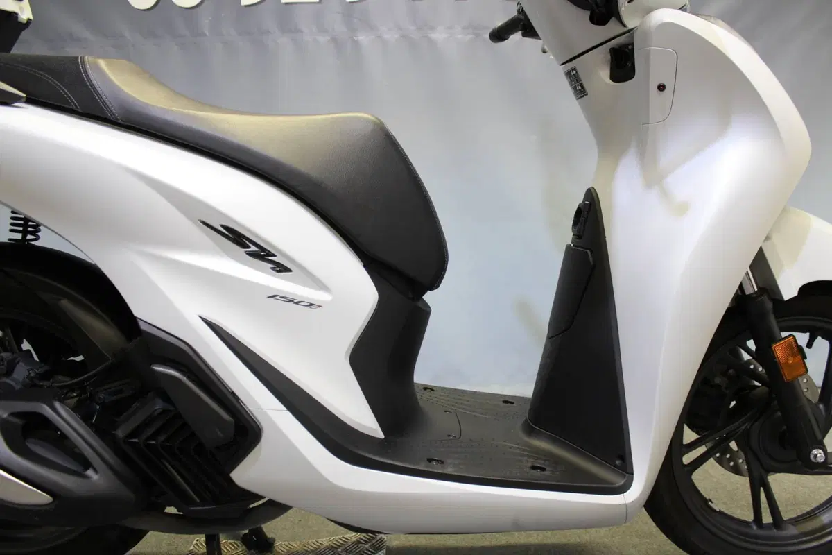 Honda SH 150i Sport (2024 - 25) (10)