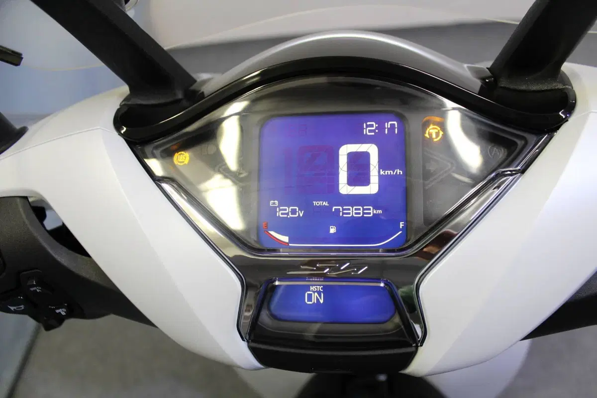 Honda SH 150i Sport (2024 - 25) (3)