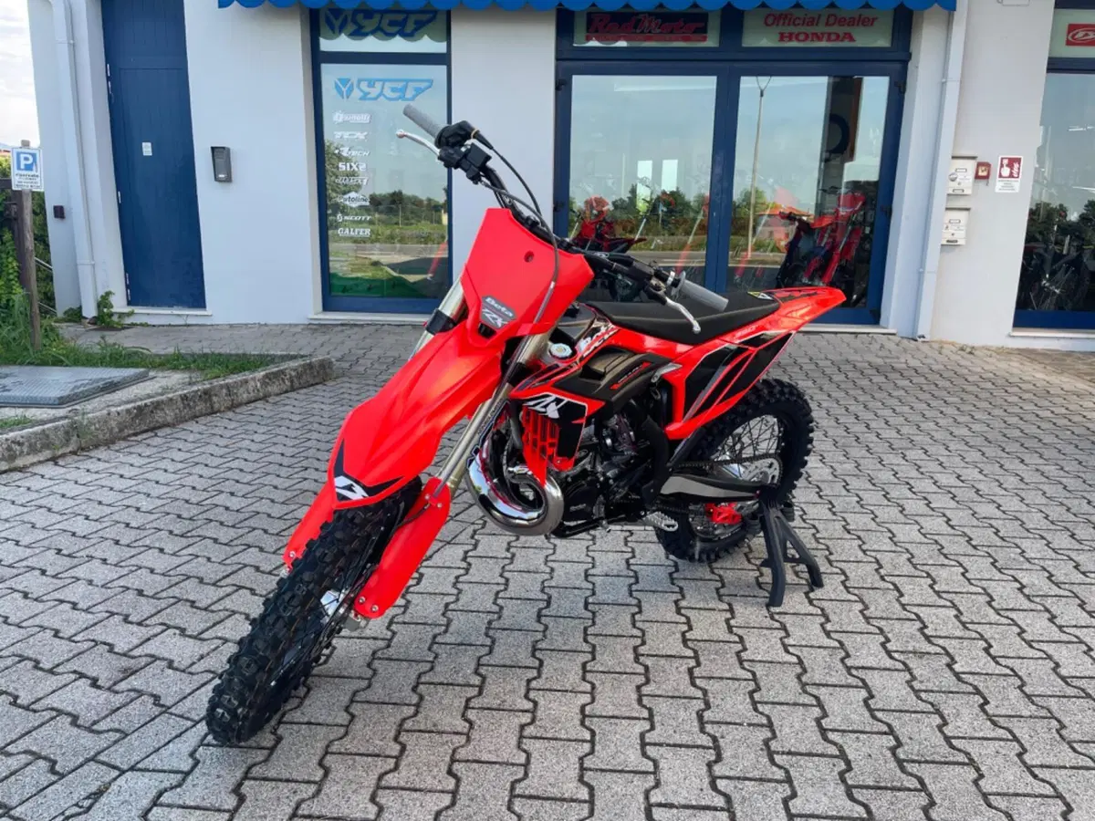 Betamotor RX 350 2T (2026) (2)