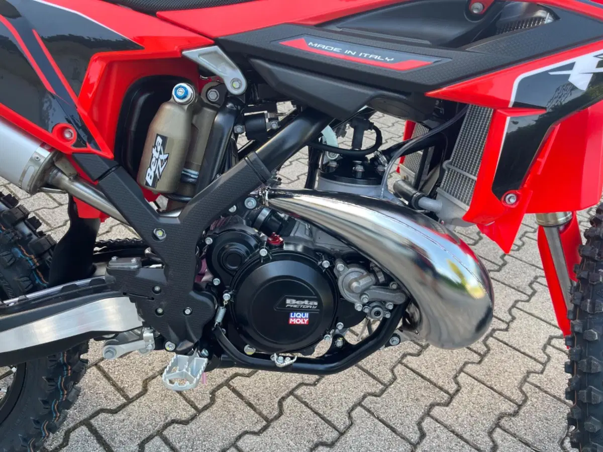 Betamotor RX 250 2T (2026) (8)