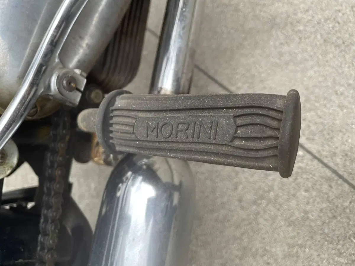Moto Morini Tresette 175 (7)