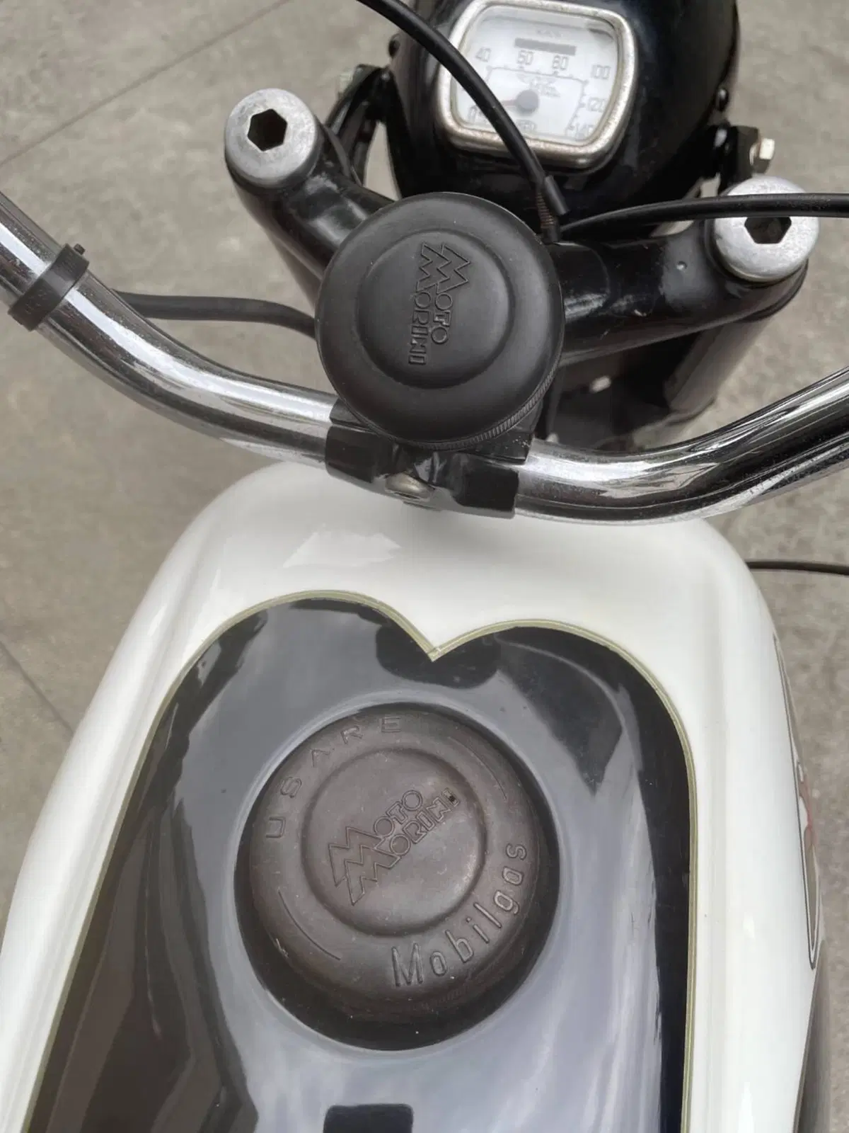 Moto Morini Tresette 175 (9)