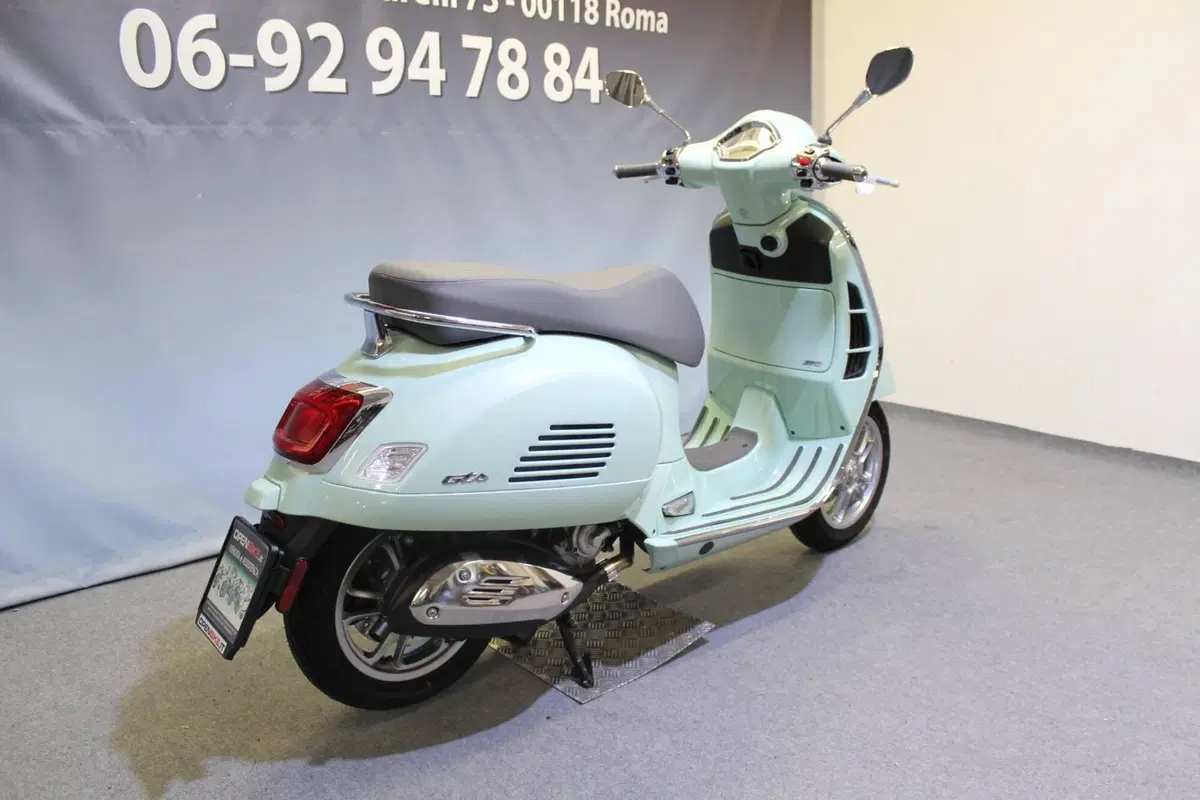 Vespa GTS 310 (2025 - 26) (2)