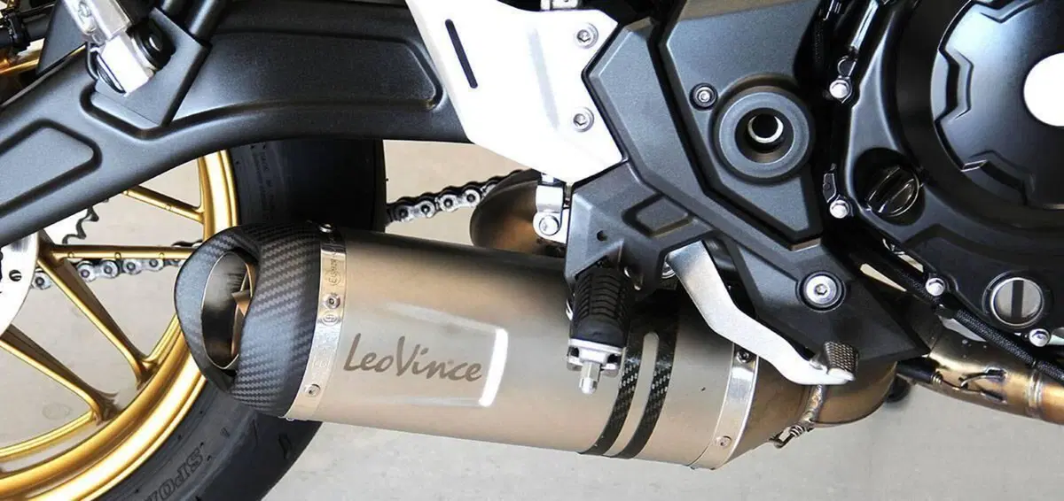 Kawasaki Z 650 RS (2022 - 24) (4)