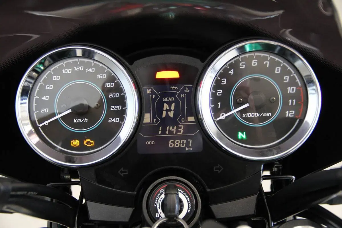 Kawasaki Z 650 RS (2022 - 24) (10)