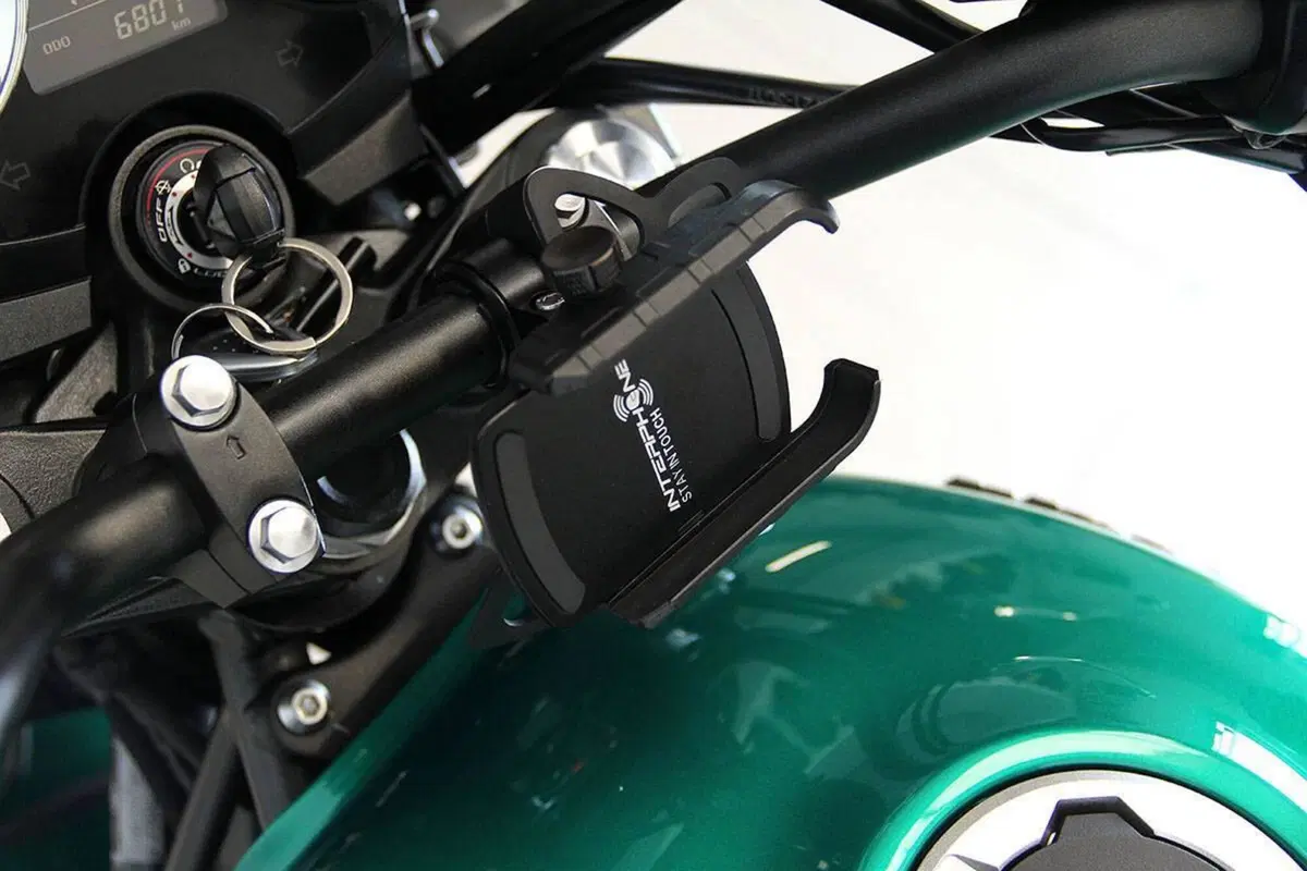 Kawasaki Z 650 RS (2022 - 24) (11)