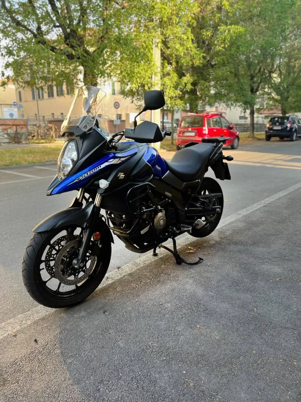 Suzuki V-Strom 650 (2021 - 25) (3)