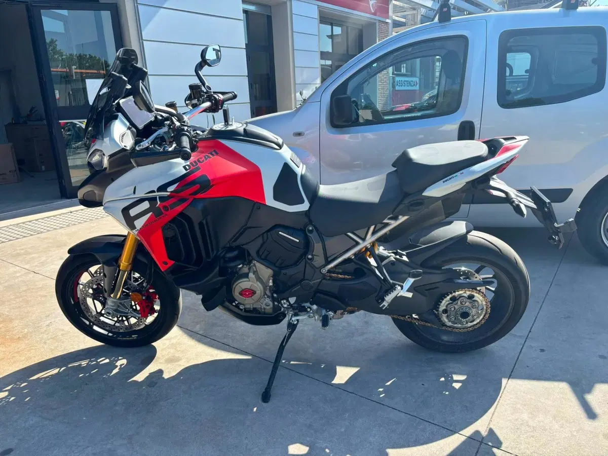 Ducati Multistrada V4 RS (2024 - 25) (2)
