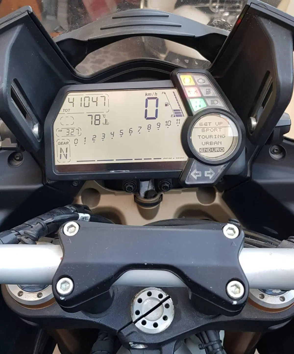 Ducati Multistrada 1200 S Touring (2010 - 12) (5)