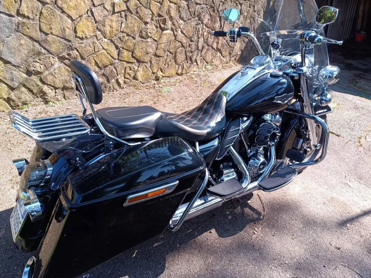 Harley-Davidson 107 Road King Classic (2019 - 20) - FLHRC (3)
