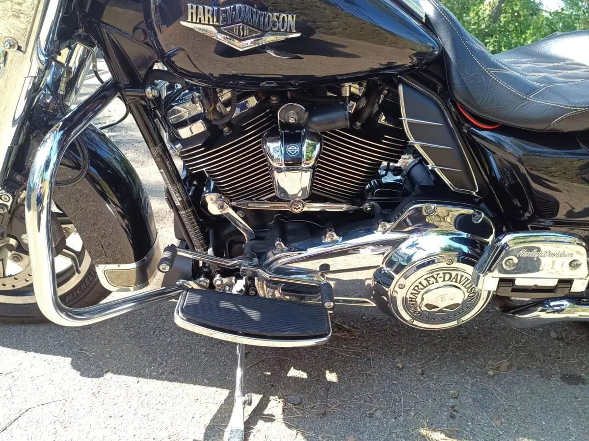 Harley-Davidson 107 Road King Classic (2019 - 20) - FLHRC (16)