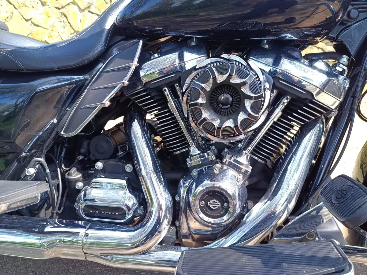 Harley-Davidson 107 Road King Classic (2019 - 20) - FLHRC (17)