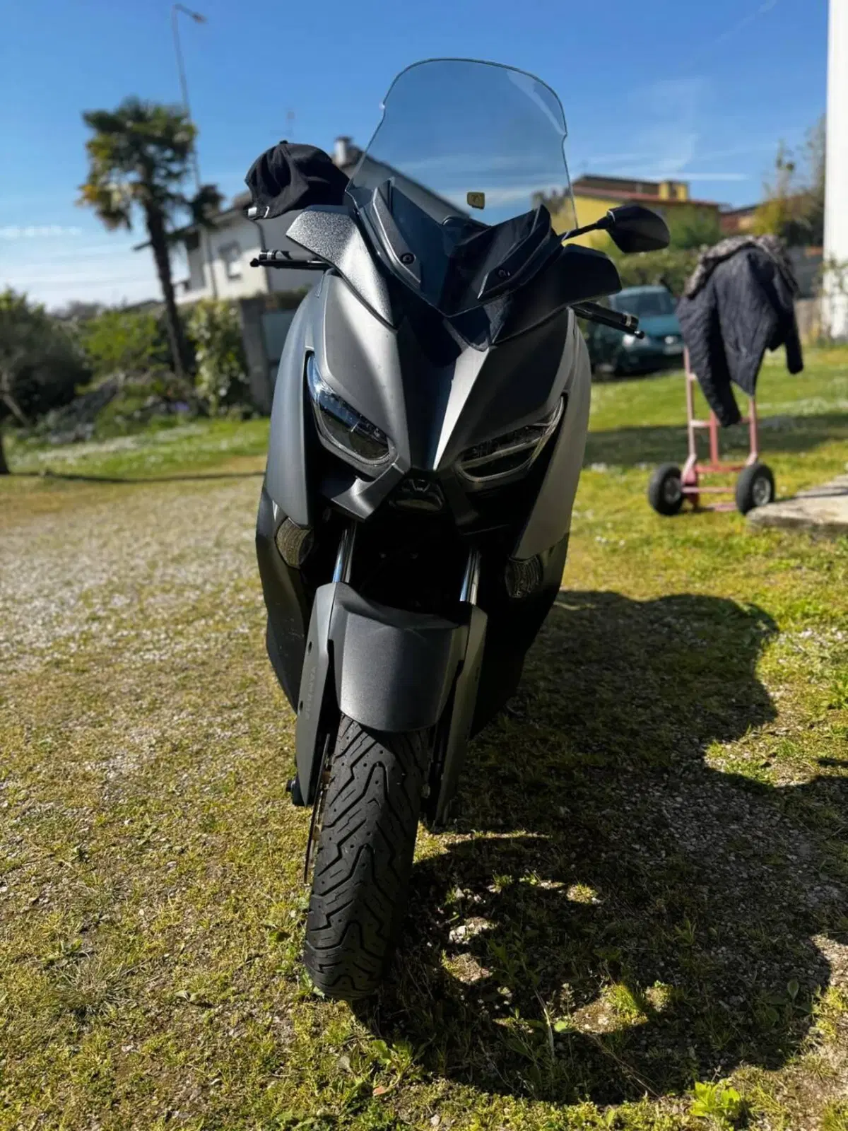 Yamaha X-Max 300 Tech Max (2021 - 24) (2)