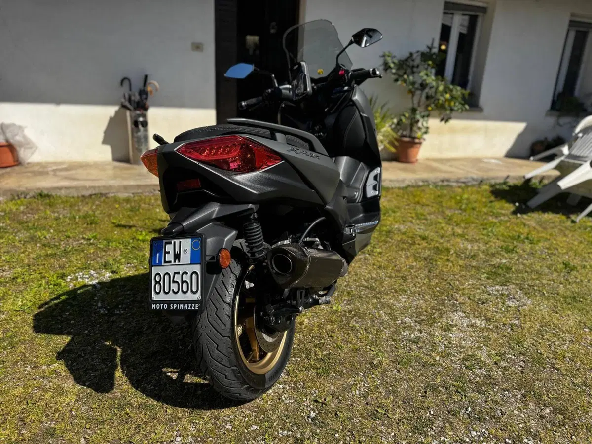 Yamaha X-Max 300 Tech Max (2021 - 24) (5)