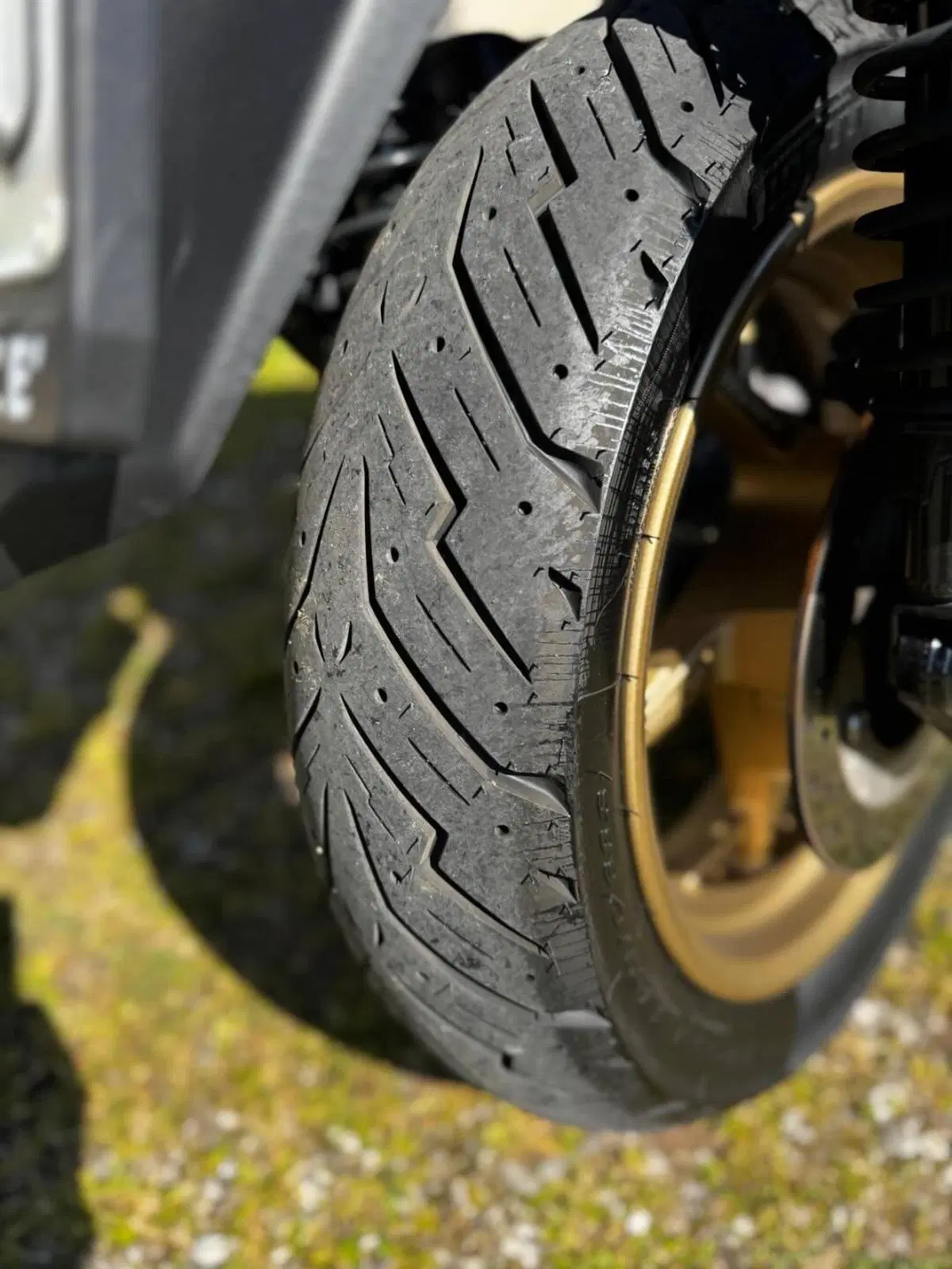 Yamaha X-Max 300 Tech Max (2021 - 24) (6)