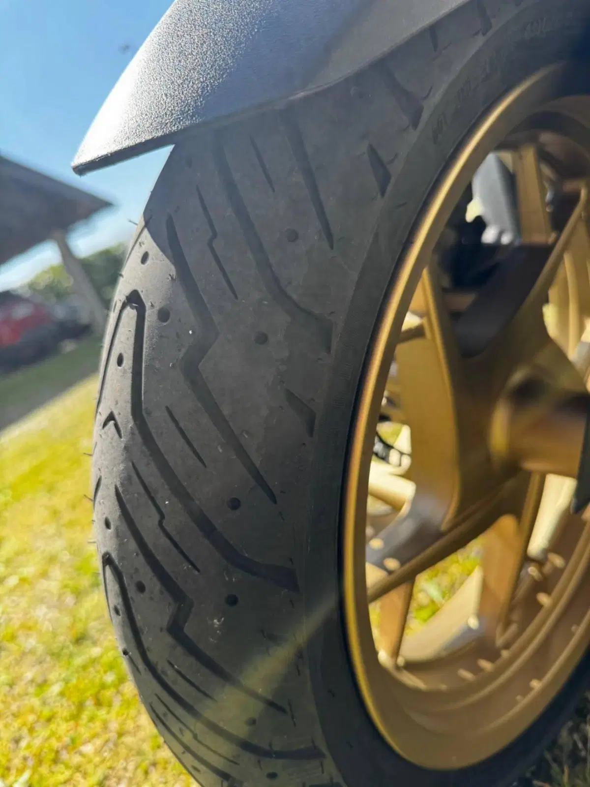 Yamaha X-Max 300 Tech Max (2021 - 24) (9)