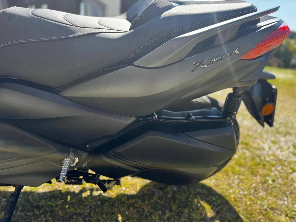 Yamaha X-Max 300 Tech Max (2021 - 24) (16)
