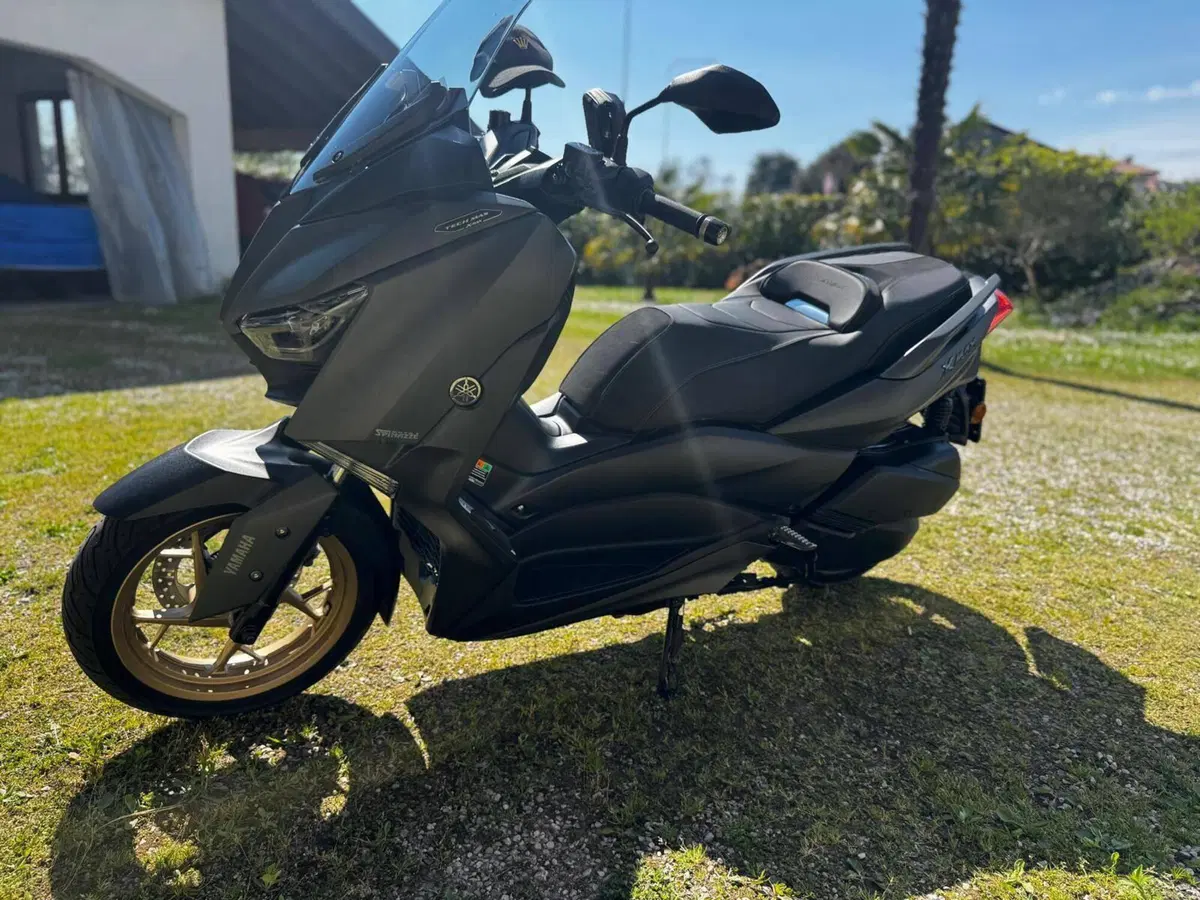 Yamaha X-Max 300 Tech Max (2021 - 24) (17)