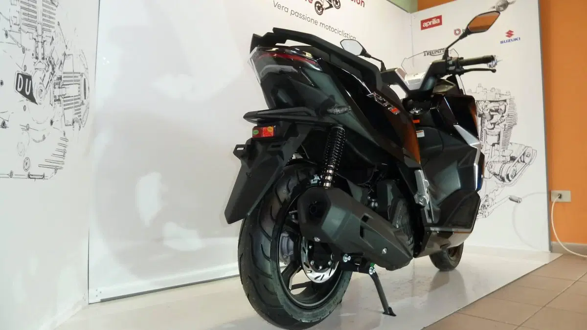 Cyclone RT1 (2025 - 26) (5)